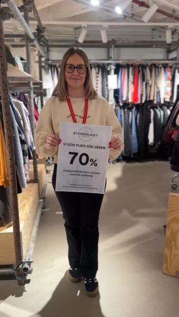 Passa på att fynda inför nästa säsong 🤩

70% på alla vinterytterkläder barn och dam!

Önskar du att vi skickar bild med storlek och prisuppgift, skicka ett meddelande till oss 💚